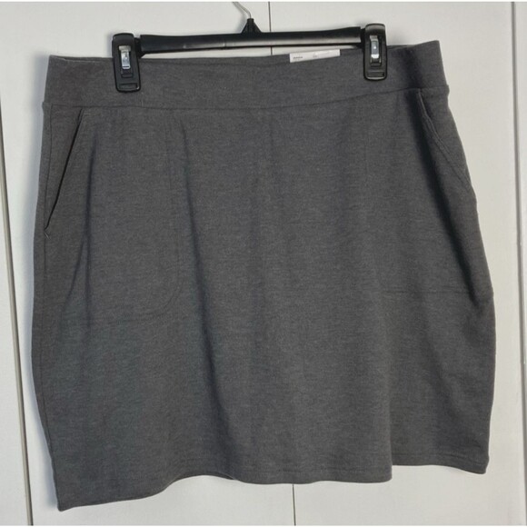 croft & barrow Pants - Croft & Barrow Gray Mid Rise Pull on  Skort NWT Size Large
